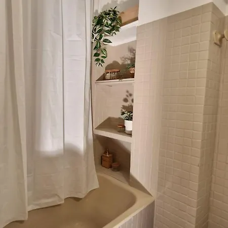 Beautiful, Cosy For 1 To 6 People, Located Near Olympic Park Apartment